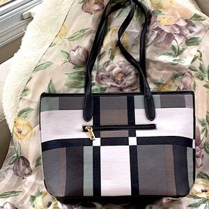 TWO FOR ONE BAGS!  Shoulder bag with matching small zip bag. Gray and black